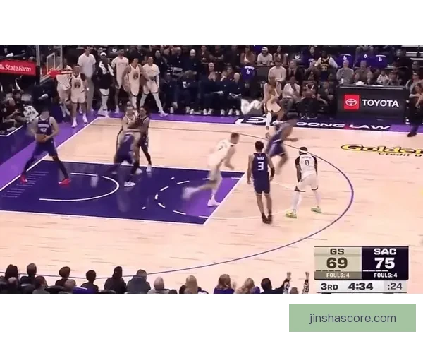 火药味浓烈勇士掘金球员冲突升级佩顿纳吉梅尔顿三人同时吃T